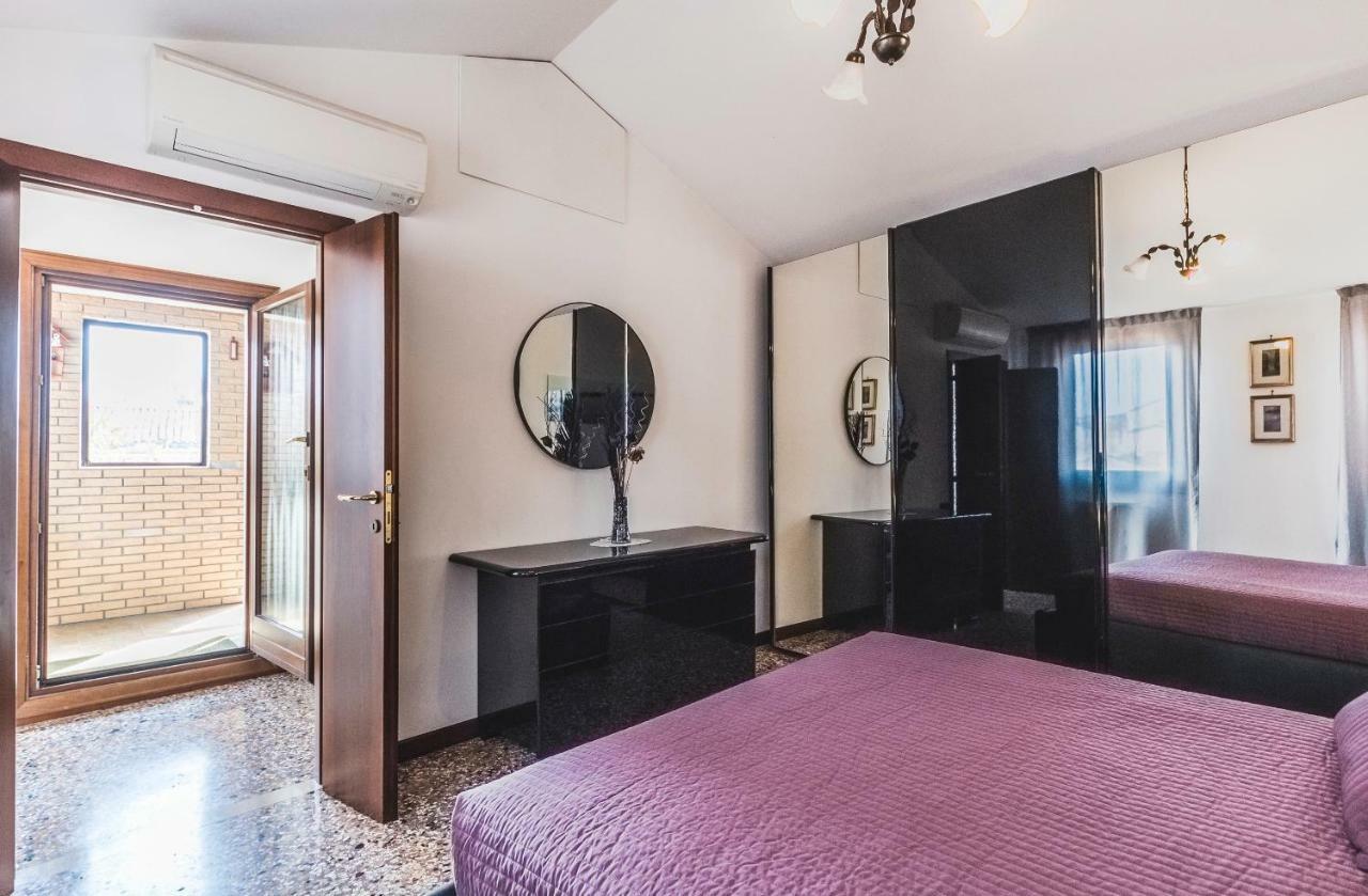 Ca' Delfina Holiday Home Venedig Exterior foto