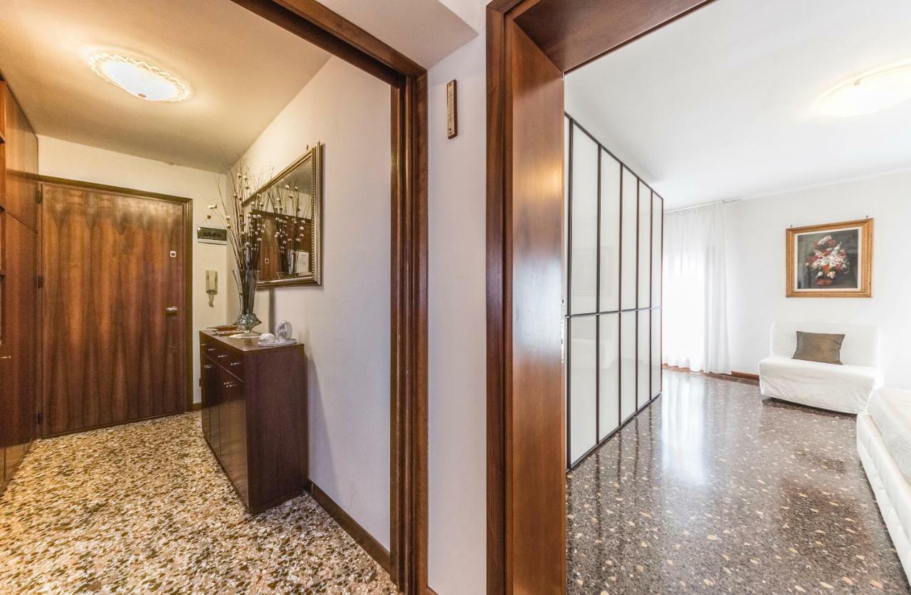 Ca' Delfina Holiday Home Venedig Exterior foto