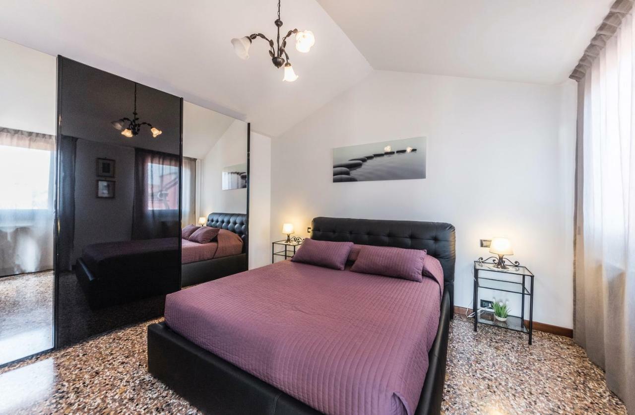 Ca' Delfina Holiday Home Venedig Exterior foto